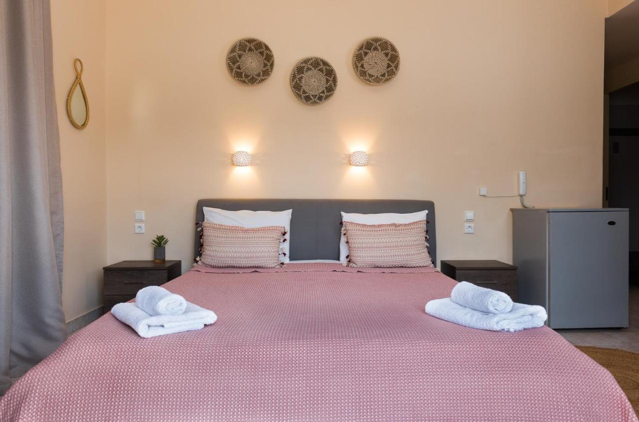 Theano Hotel Poros Town Exterior photo