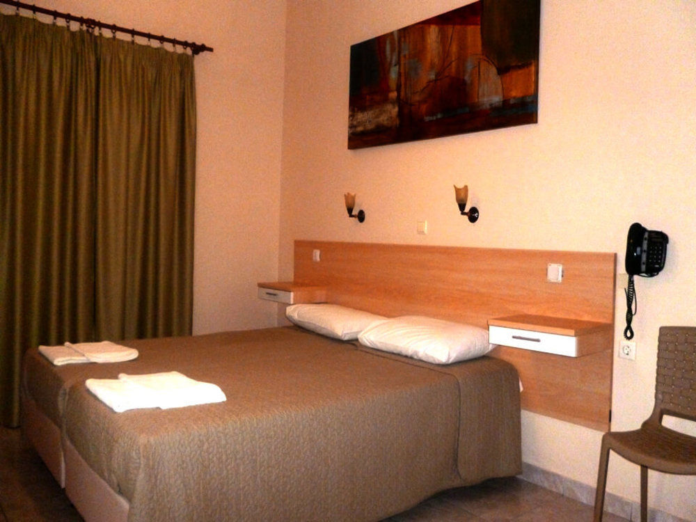 Theano Hotel Poros Town Exterior photo