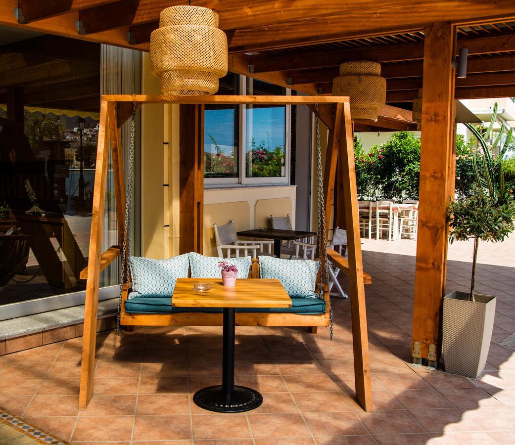 Theano Hotel Poros Town Exterior photo